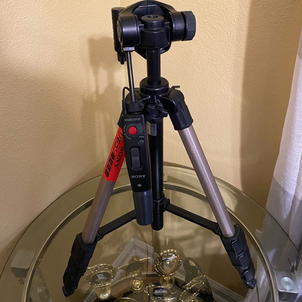 Sony Vcr-670RM Tripod Camcorders